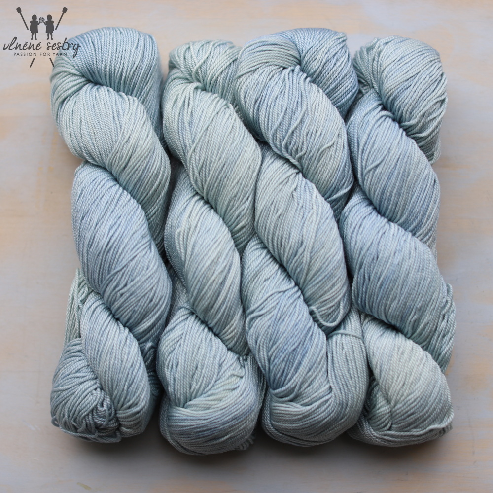 Malabrigo Brisa 706 Cosmos