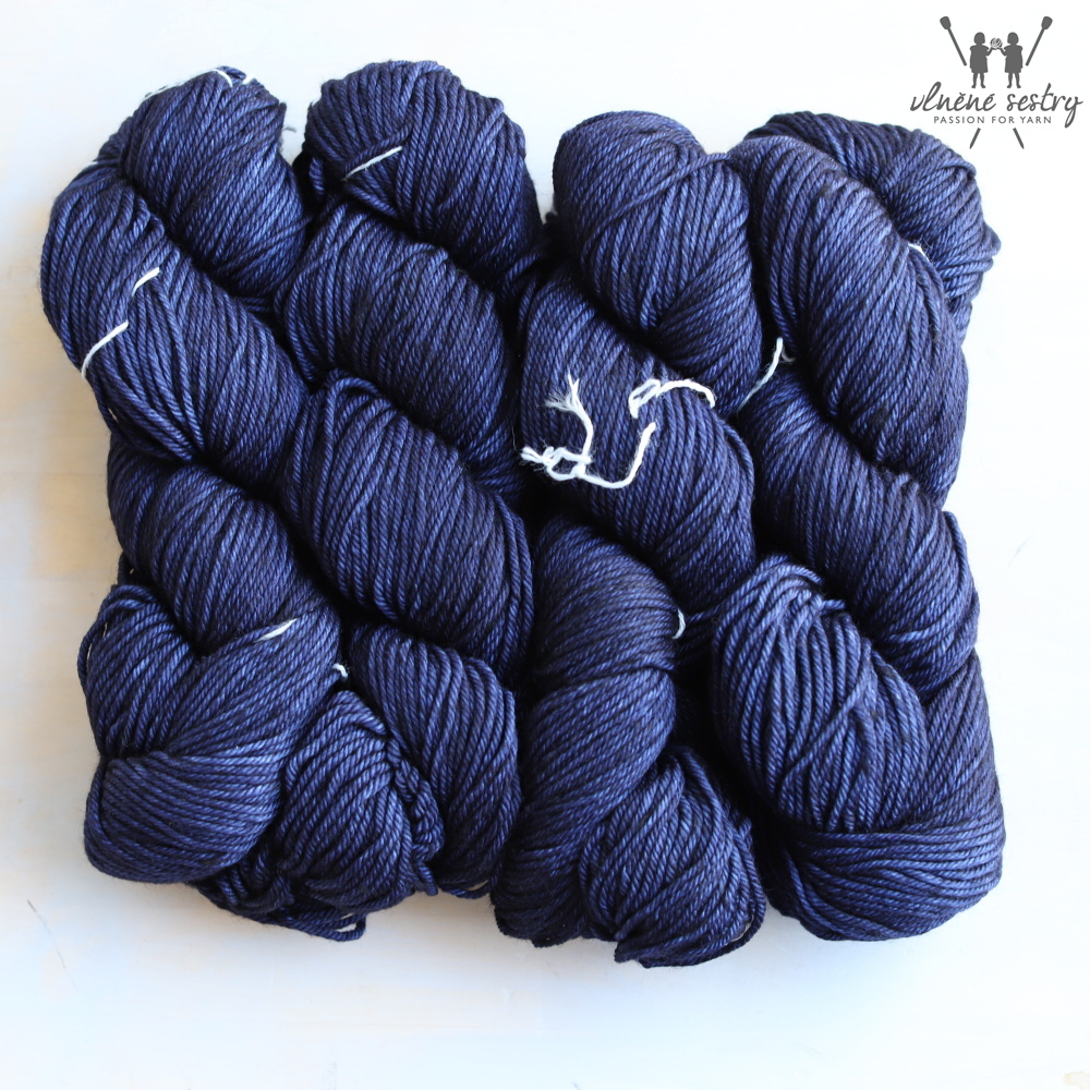 Malabrigo Rios 052 Paris Night