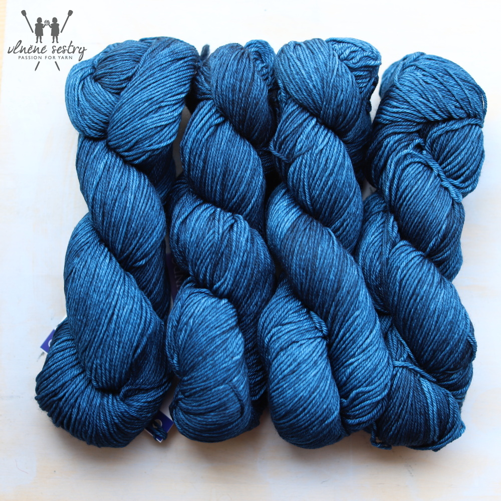 Malabrigo Arroyo 150 Azul Profundo
