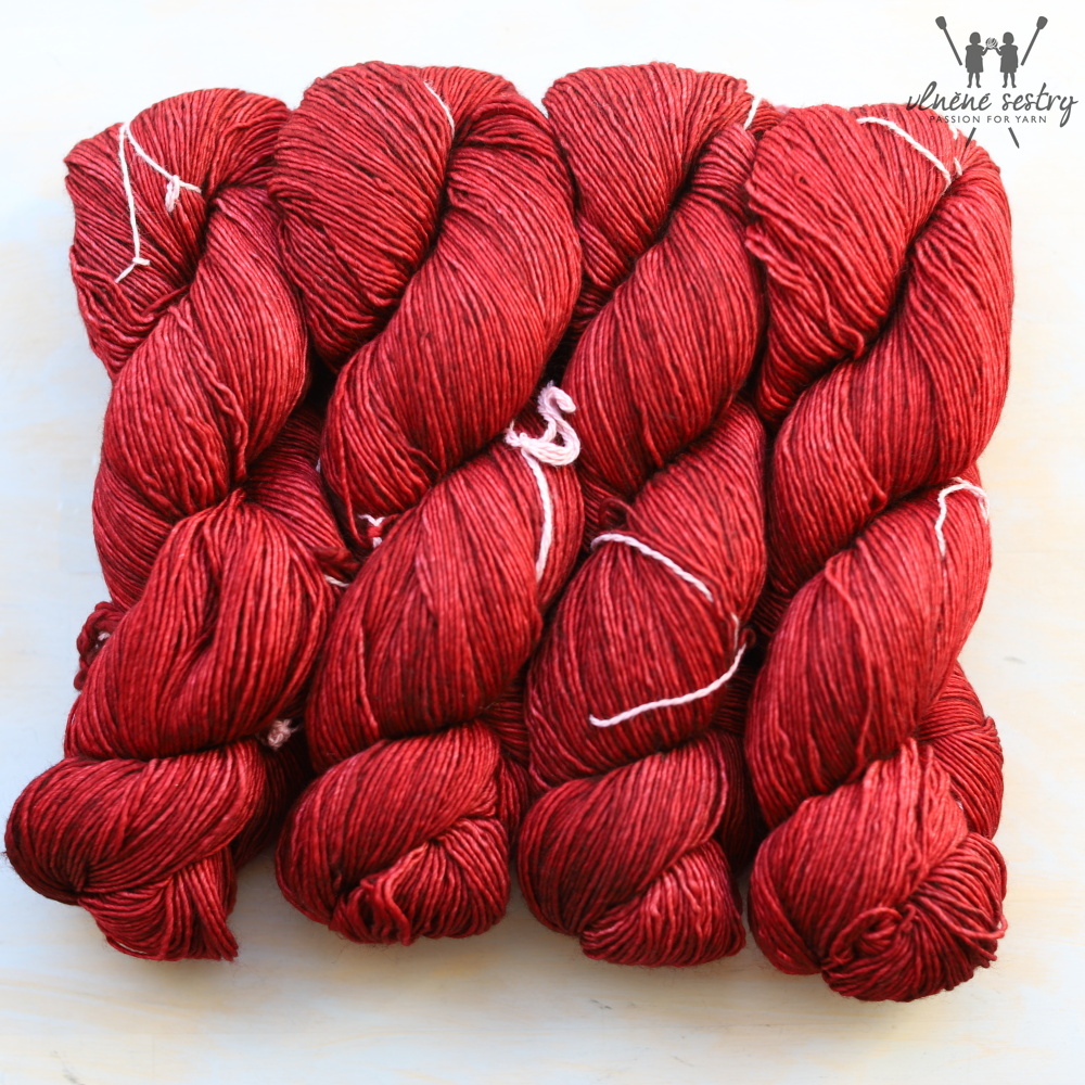 Malabrigo Mechita 33 Cereza