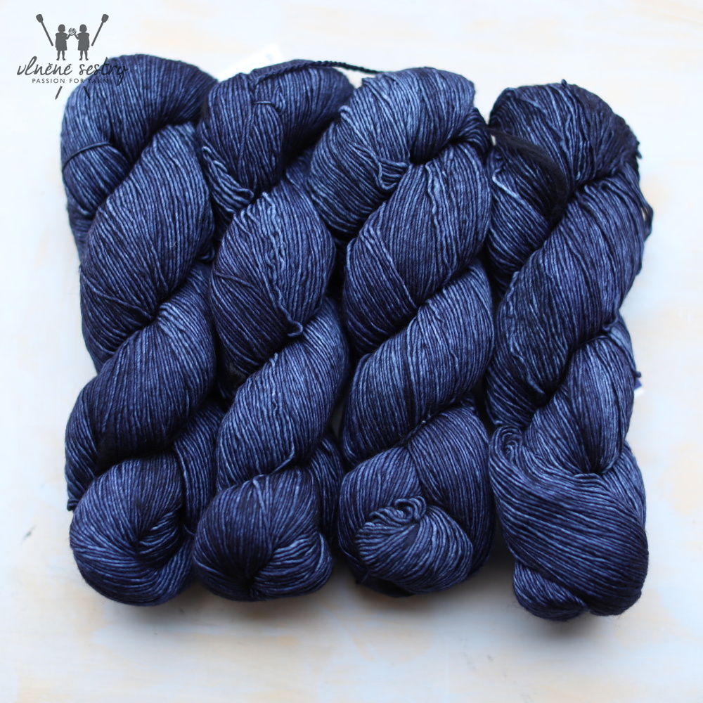 Malabrigo Mechita 52 Paris Night 