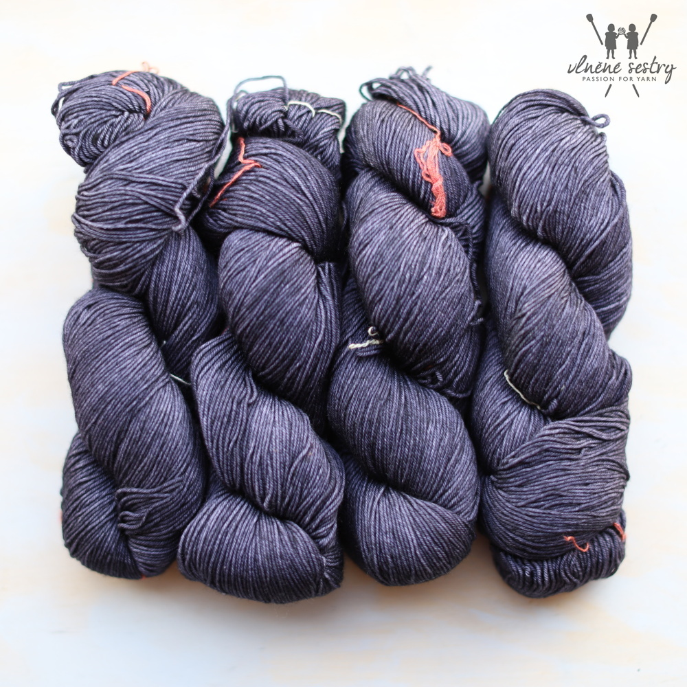 Malabrigo Ultimate Sock 069 Pearl Ten