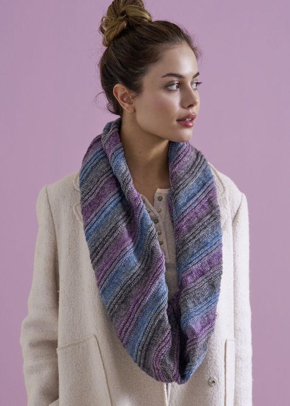 Regia Premium Merino Yak Color 8515 dragonfly